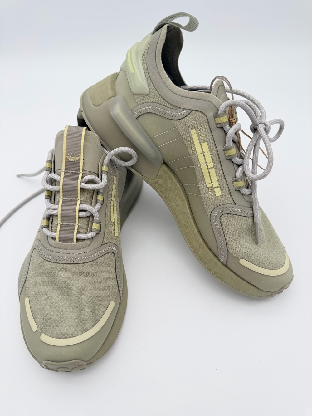Adidas Women Olive Green Athletic Sneakers Size 7.5 New